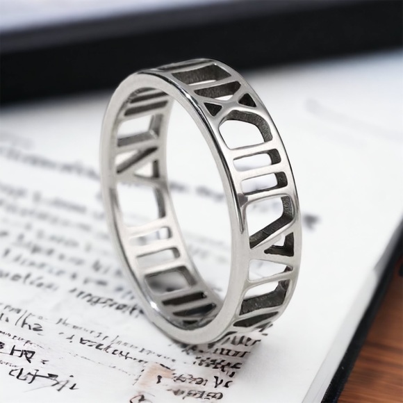 Brand-new Roman numeral silver tone ring unisex - Picture 2 of 4